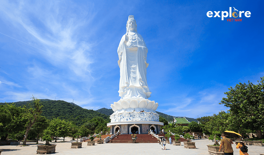 Linh-Ung-Pagoda-Danang-Vietnam