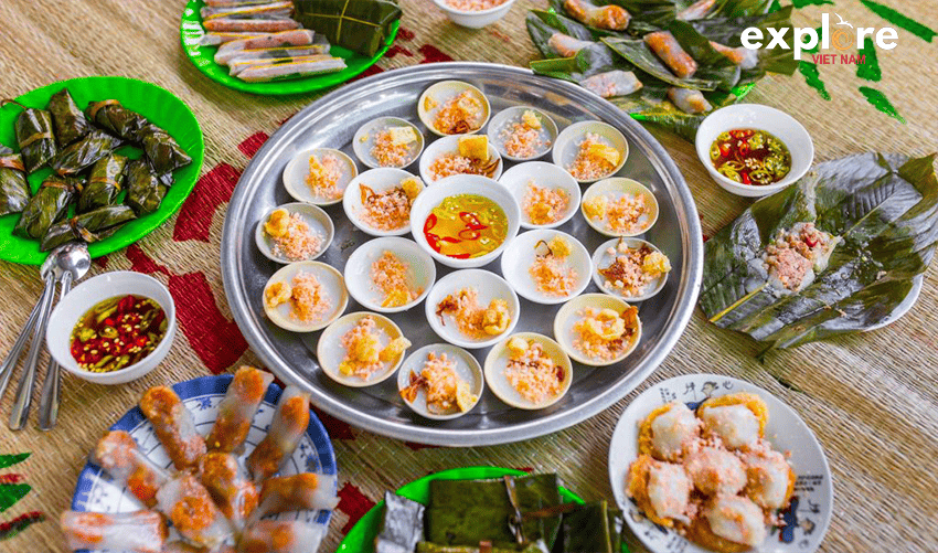 hue-cakes-vietnam-private-car
